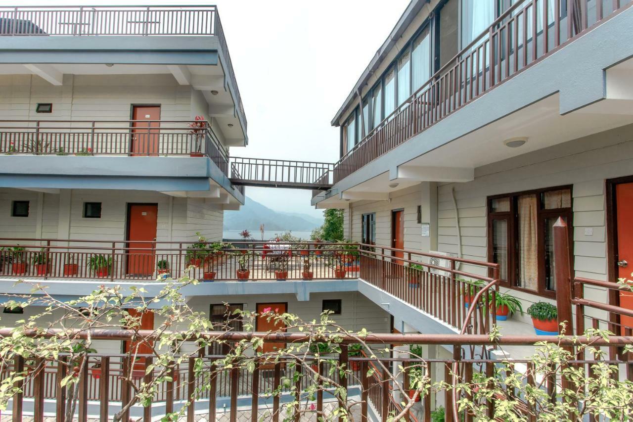 Hotel Peace Plaza Pokhara Extérieur photo