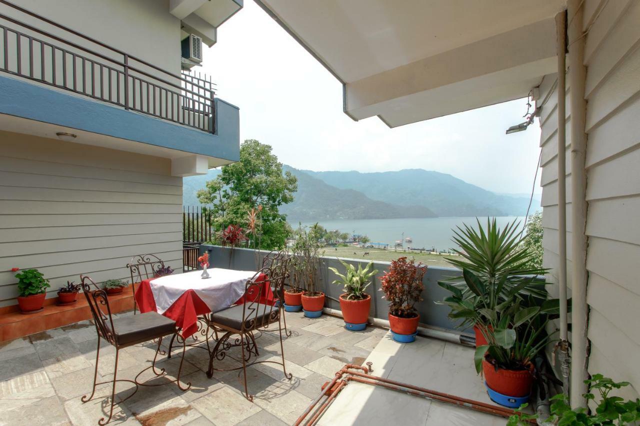 Hotel Peace Plaza Pokhara Extérieur photo