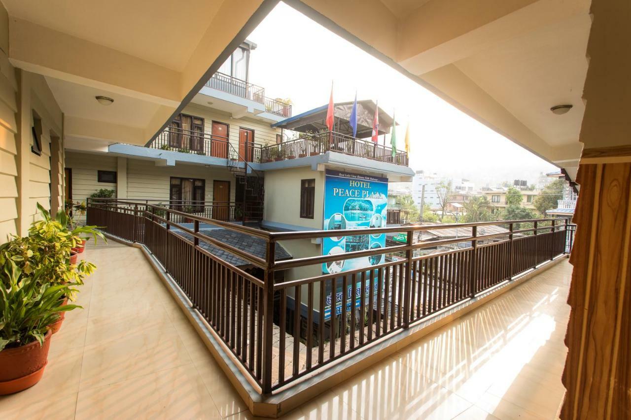 Hotel Peace Plaza Pokhara Extérieur photo
